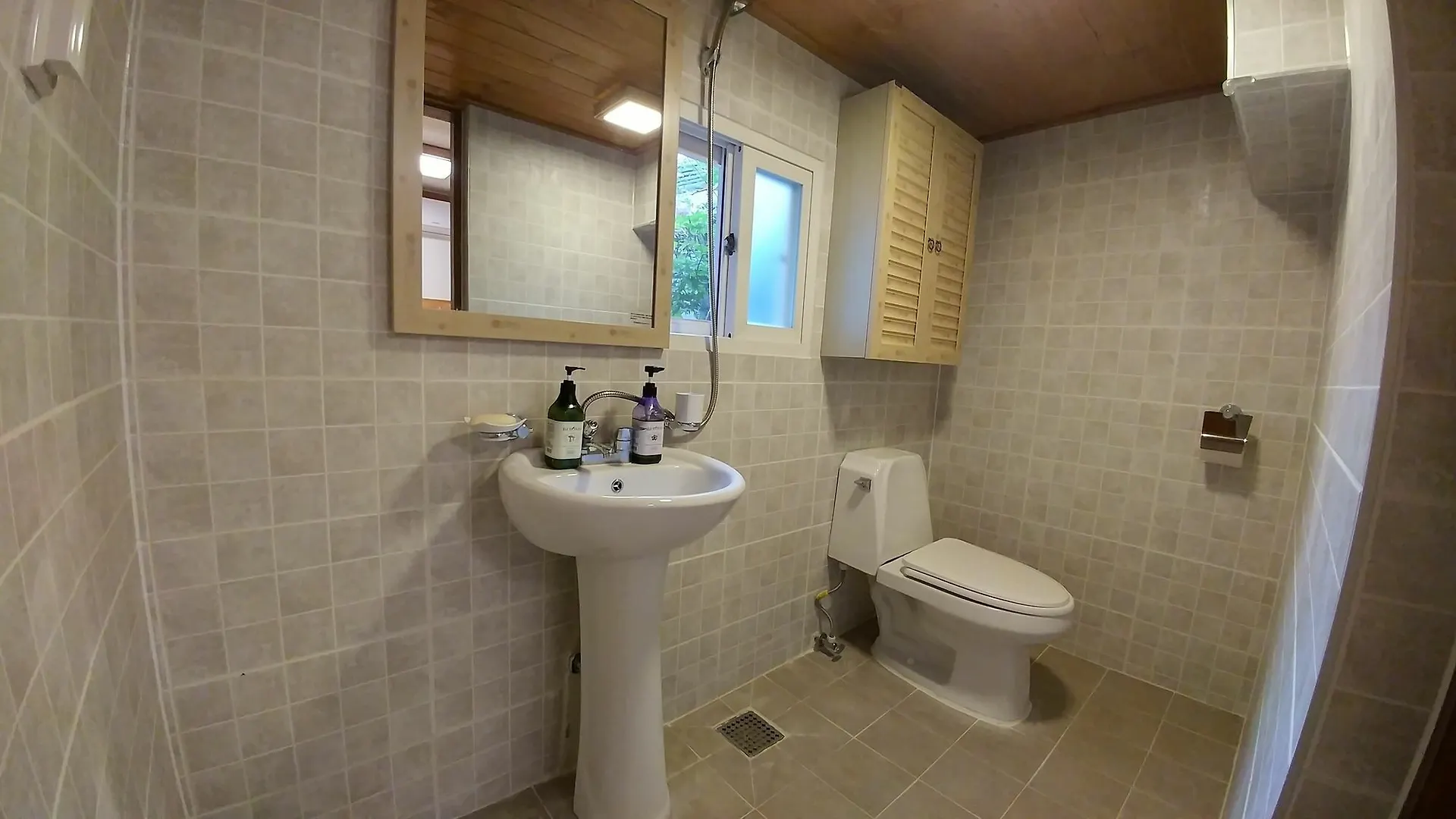 So Hyeon Dang Hanok Guesthouse Seoul 2*,  South Korea