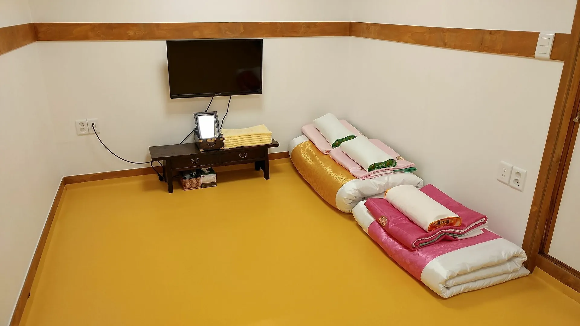 Hotel So Hyeon Dang Hanok Guesthouse Seoul