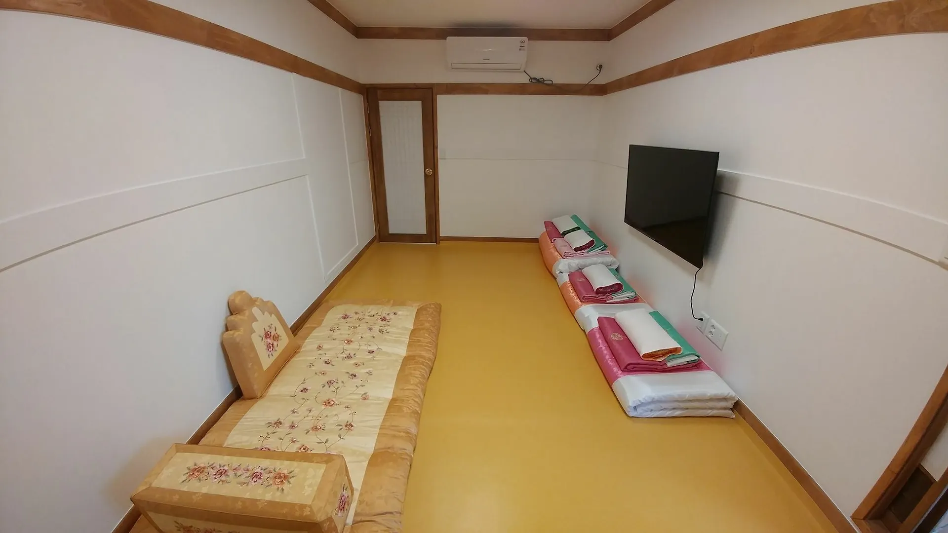 So Hyeon Dang Hanok Guesthouse Seoul 2*,  South Korea